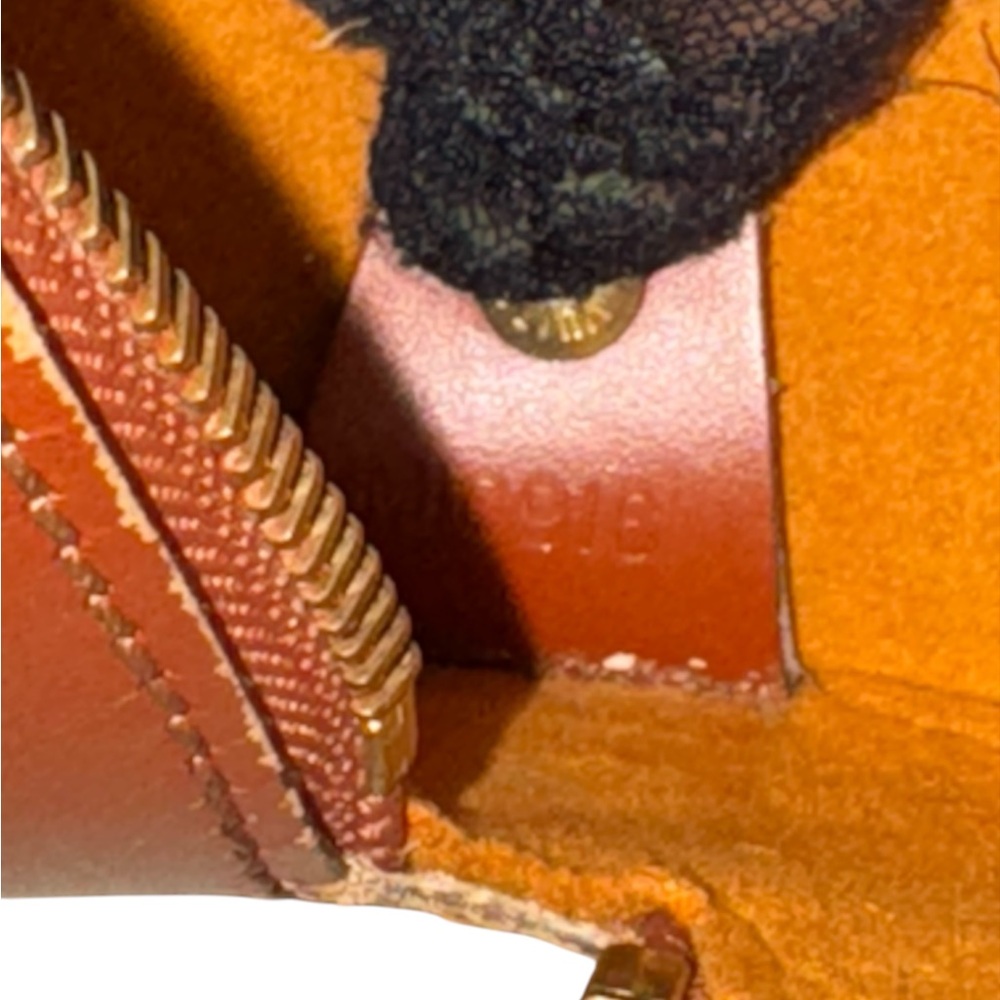 Louis Vuitton Vintage Papillon Epi Soufflot - with Baby Papillon in Kenyan Fawn - Picture 10 of 16